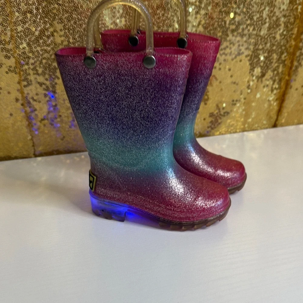 Western Chief Glitter Ombré Light Up Rain Boots